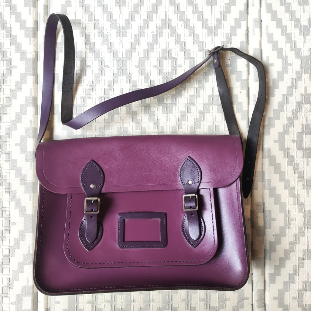 PRELOVED MESSANGER BAG THE CAMBRIDGE SATCHEL COMP4NY