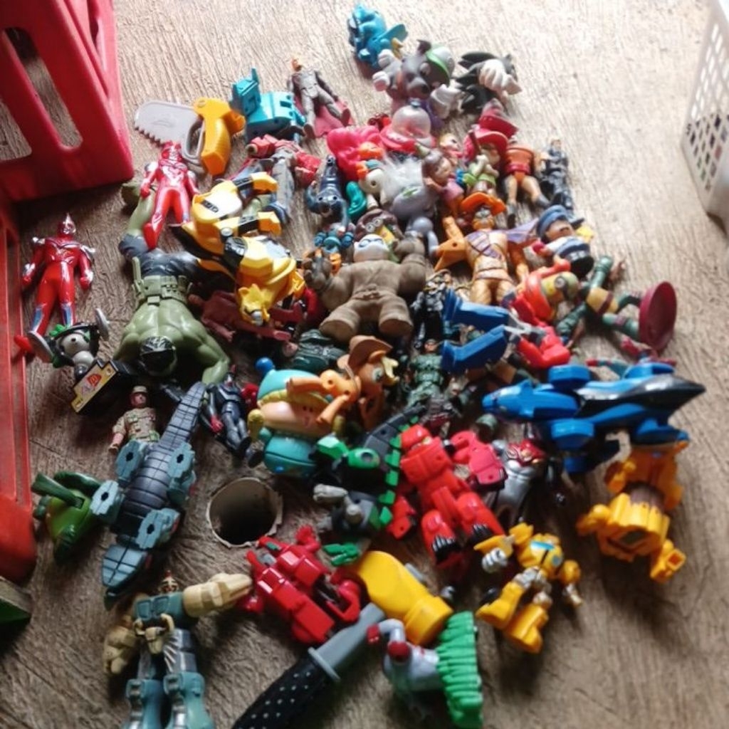 Take all Mainan campur junk