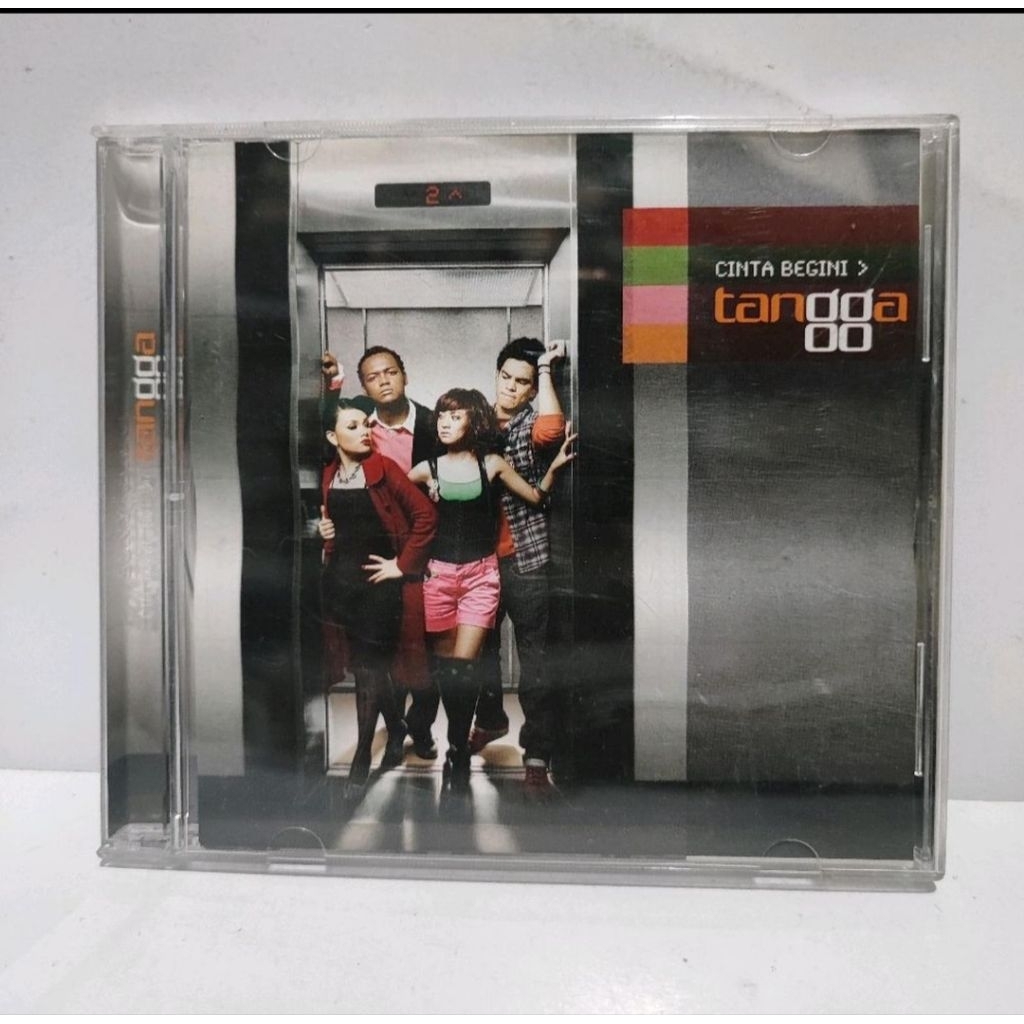 Cd 0303- TANGGA CINTA BEGINI