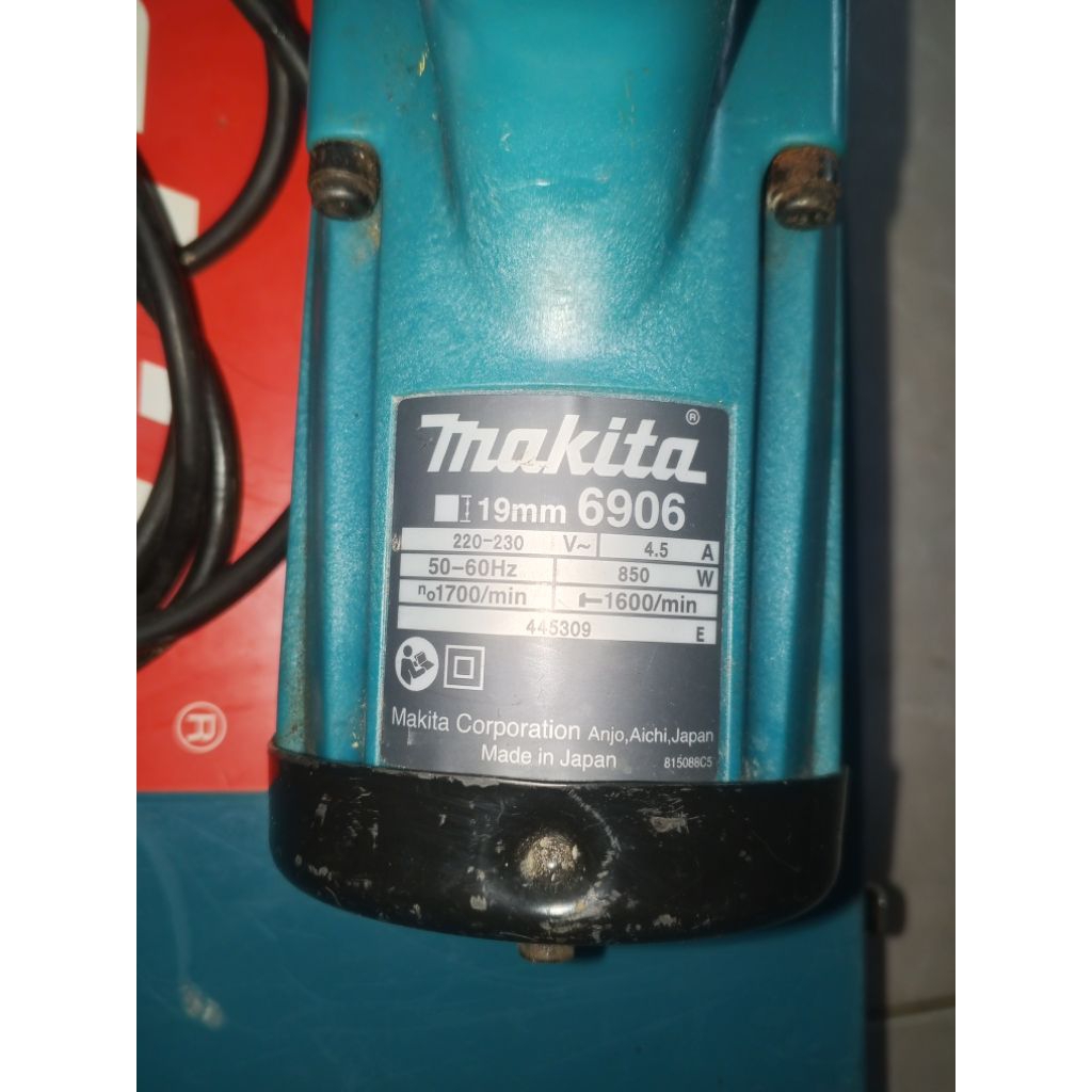 Bor impact makita 6906
