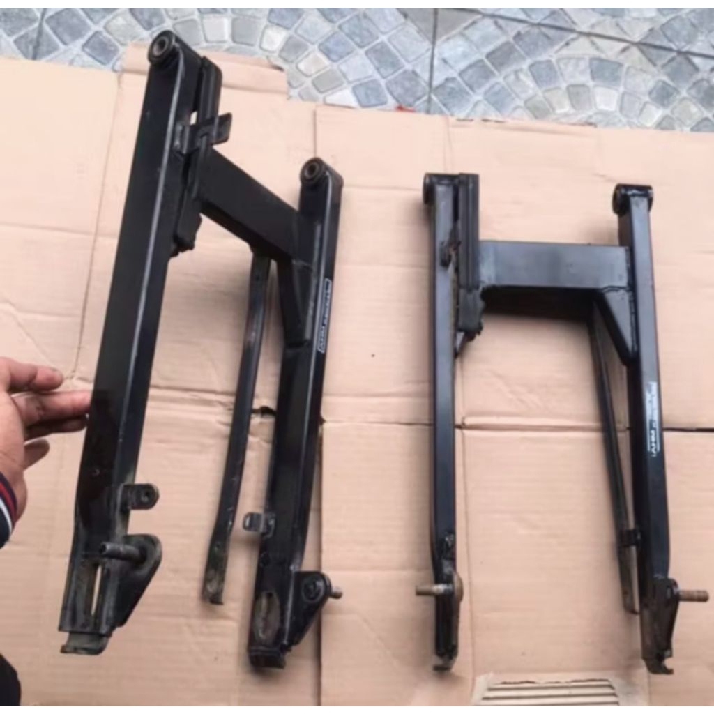 Swing arm honda Revo absolute