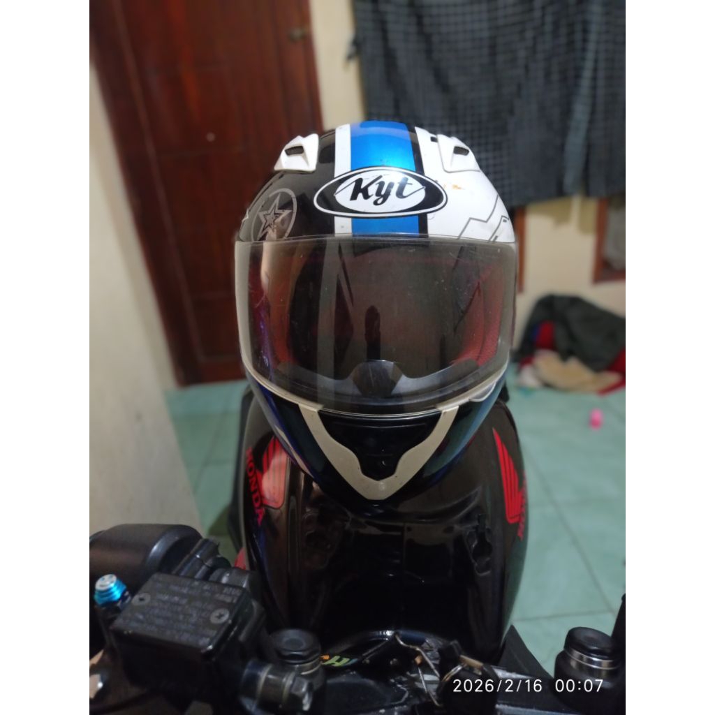 Helm Bekas Kyt Rc7 Size, L / presisi M