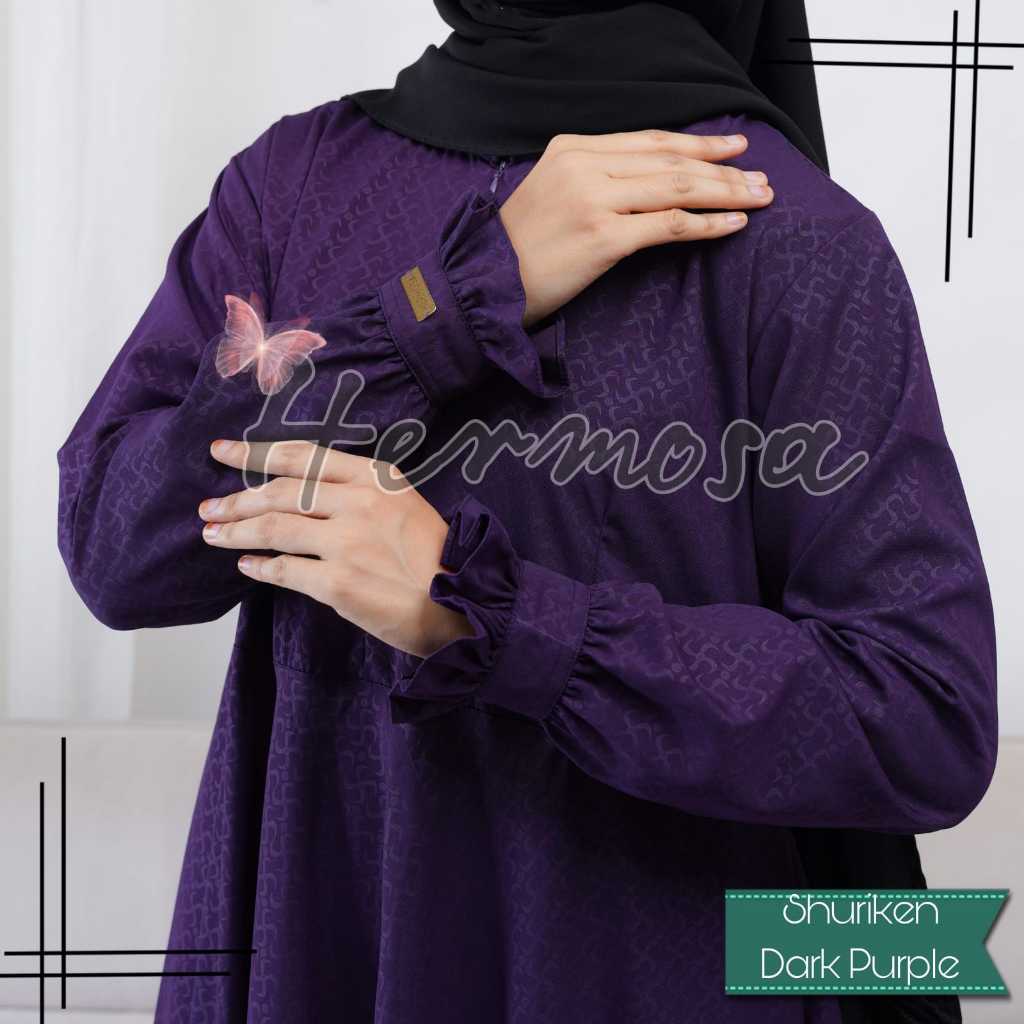 (Hermosa)Gamis Hermosa motif shuriken warna ungu tua bahan wolfis embos-gamis syari dark ungu