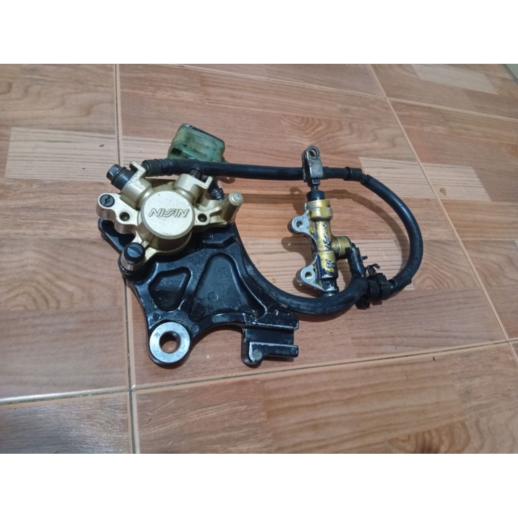 master kaliper rem belakang Yamaha R15 R 15 - Xabre original copotan