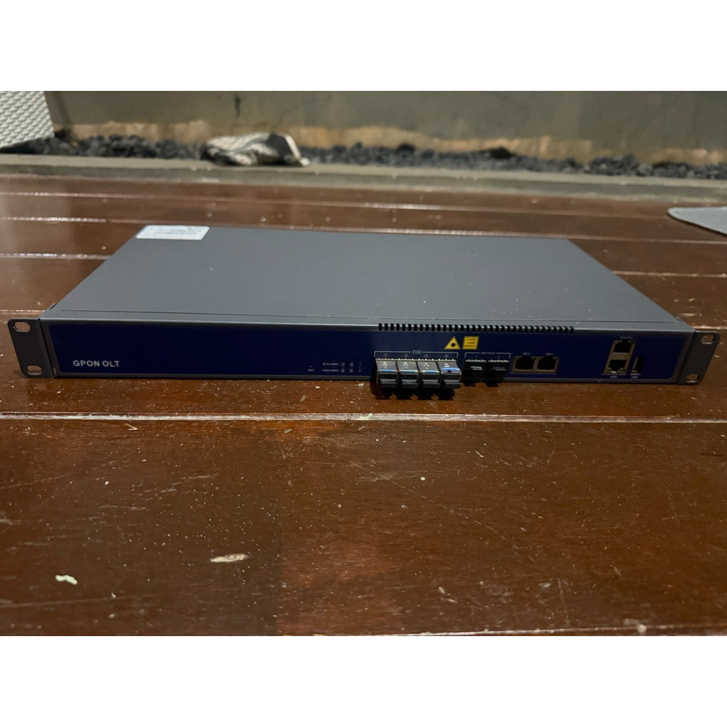 OLT GPON ZHIYI VSOL 4 PON PORT, With 4 SFP GPON ++++(9db)