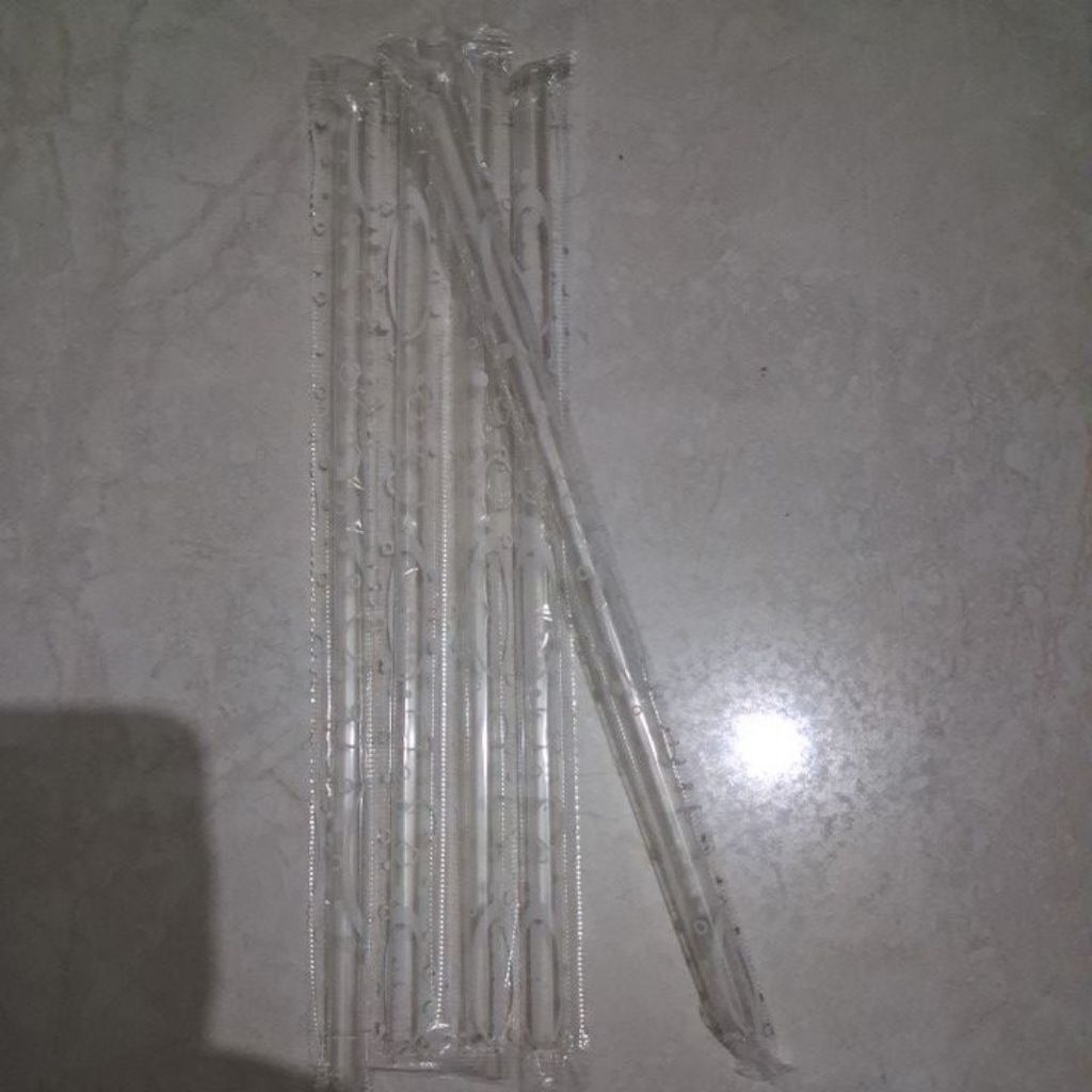 Super Bubble Sedotan Plastik Bening Runcing Bungkus Plastik Ukuran 6 × 200 mm