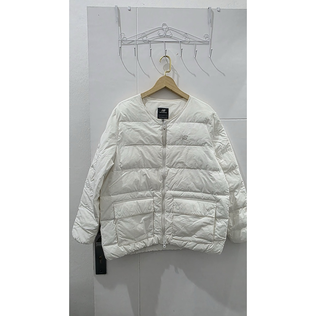 New Balance Original Putih 2XL – Lightweight Zipper Jacket Sporty Premium