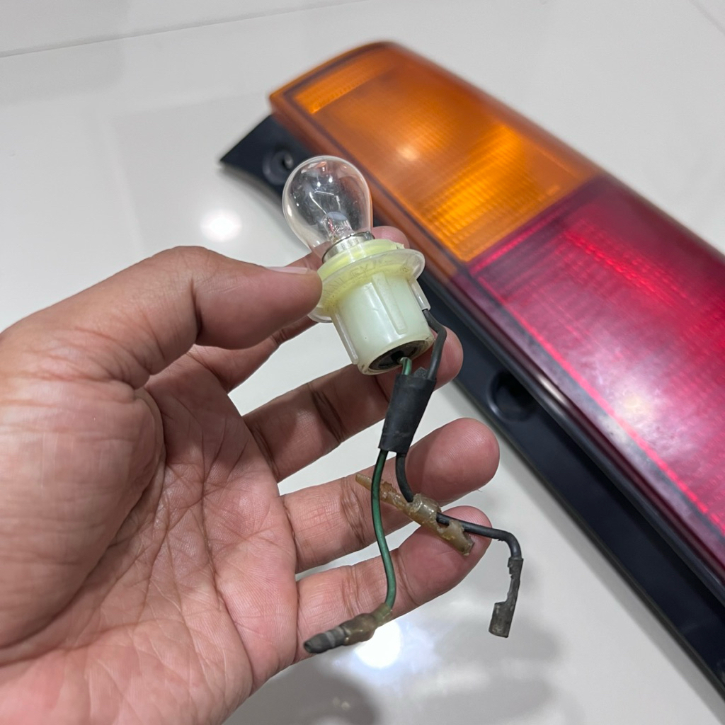 SOCKET STOPLAMP CRV GEN 1 ORIGINAL STANLEY