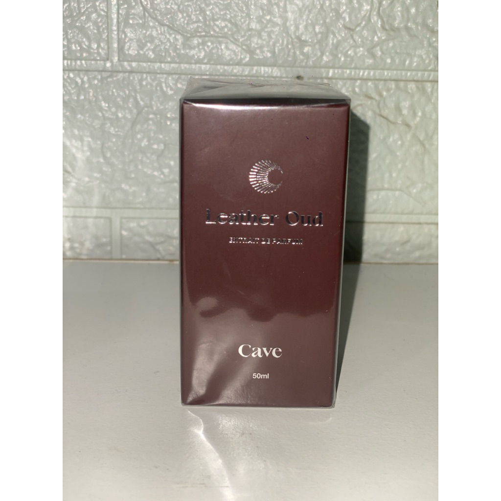 Parfume Cave Leather Oud