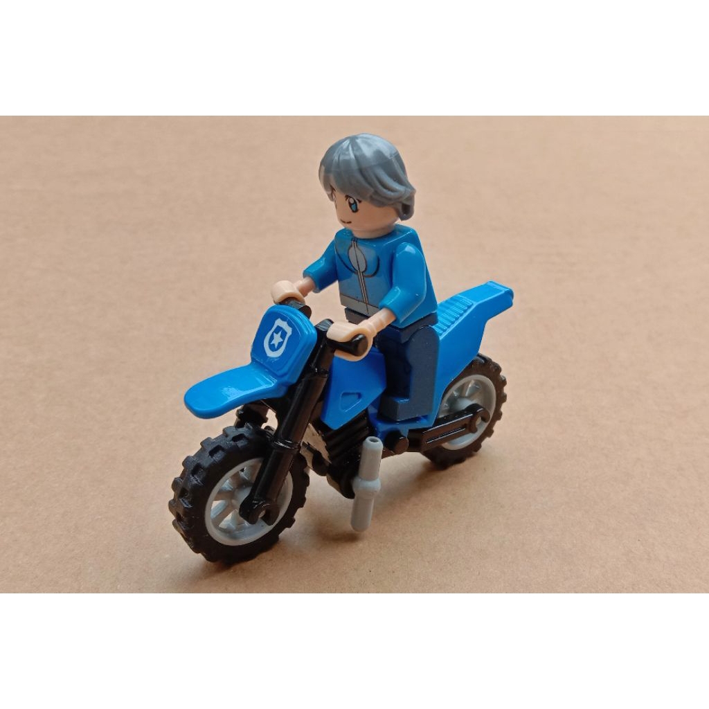 Lego Sepeda Motor Trail Dengan Pengendara