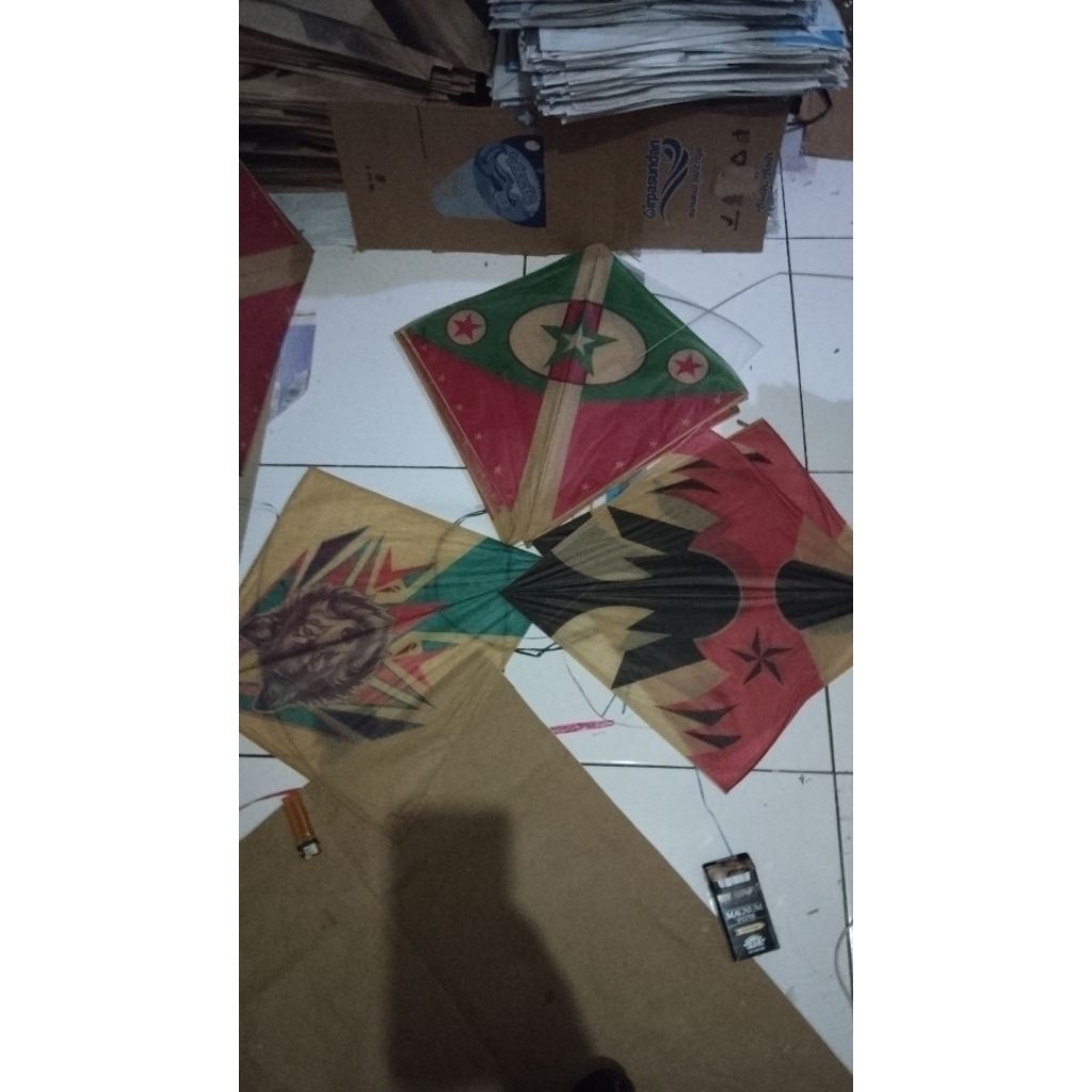 Layangan sablon kertas coklat isi 500
