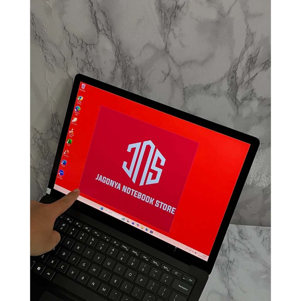 Microsoft Surface Laptop 4 i7 1185G7 RAM 16GB SSD 256GB Iris Xe Graphics Layar 14 Inch 2.5K Touchscr