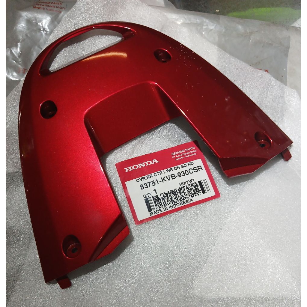83751 KVB 930CSR COVER TAIL SAMBUNGAN BODY VARIO KARBU 110 CW MERAH CANDY BAGIAN BAWAH ORIGINAL
