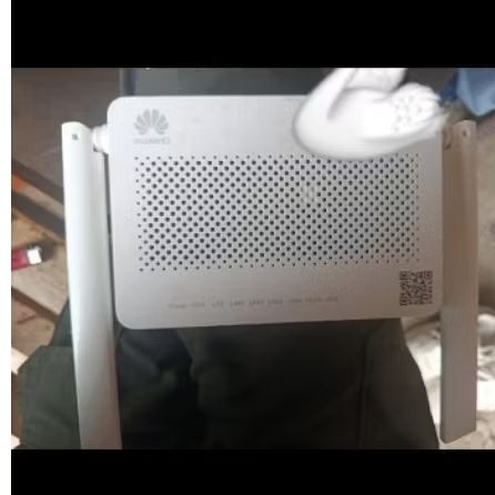 EG8041v5 + adaptor port hijau