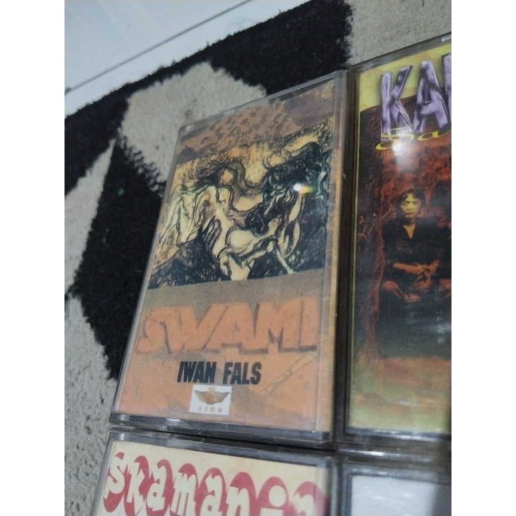 kaset pita iwan fals / swami
