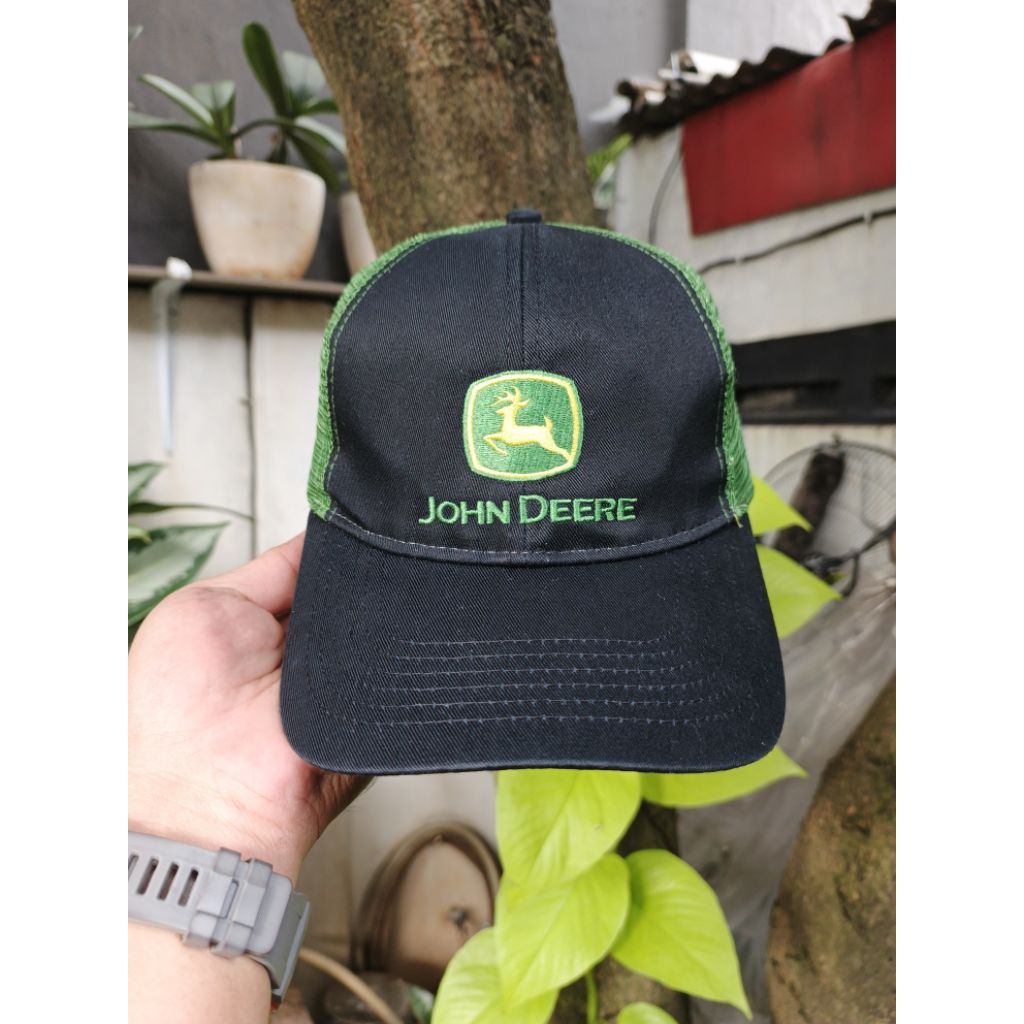Topi Trucker JOHN DEERE Official tag