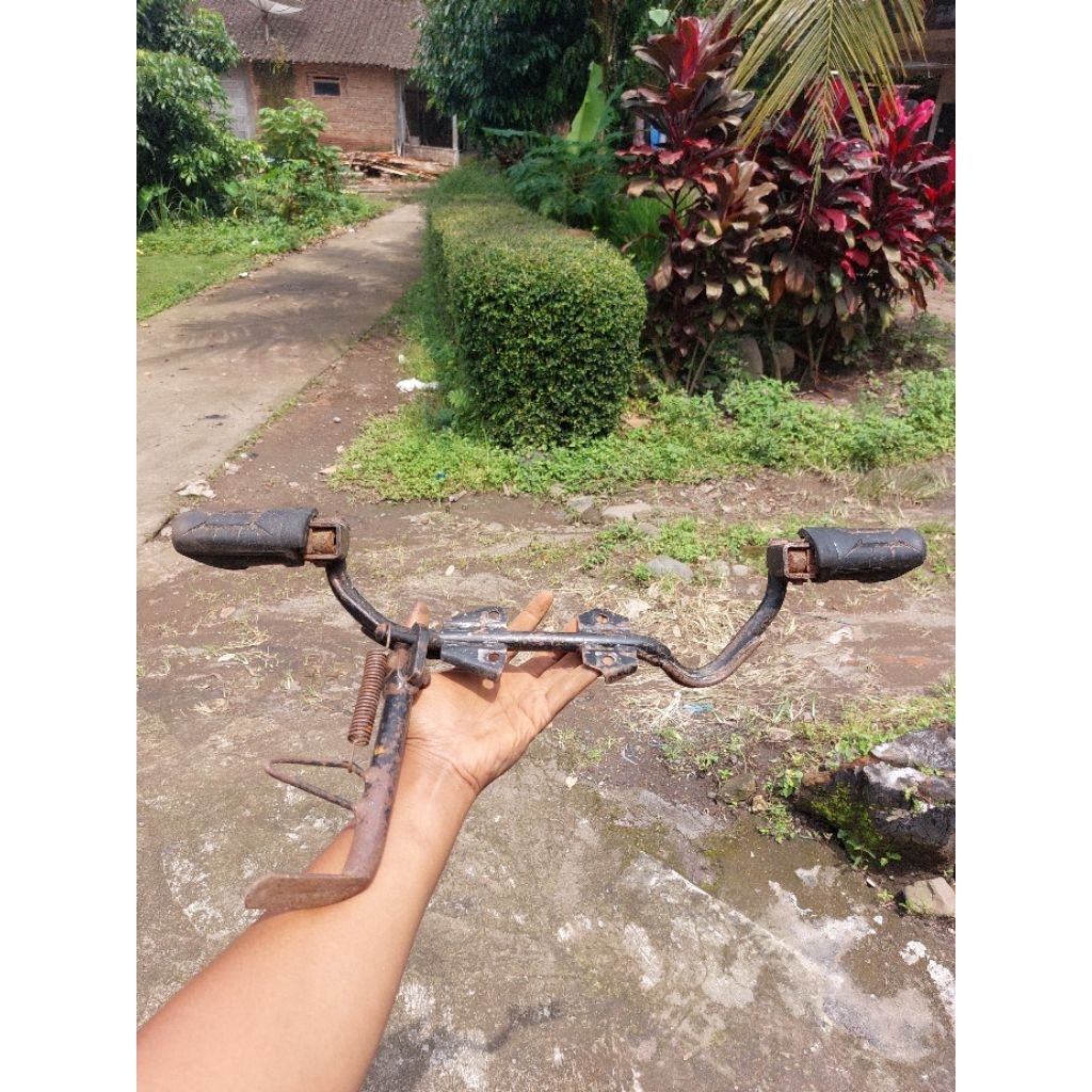 Footstep Postep Depan Honda Blade 125 Original