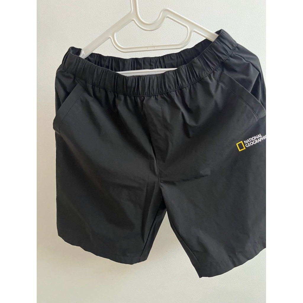 National Geographic Short Black Pants