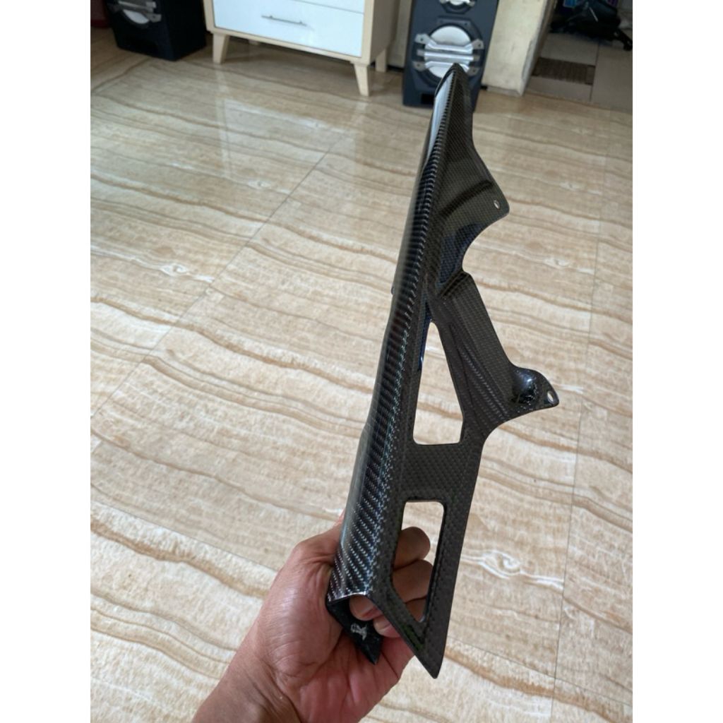 Cover pelindung Rantai Suzuki Gsx 600 Gsx 750 Carbon Kevlar