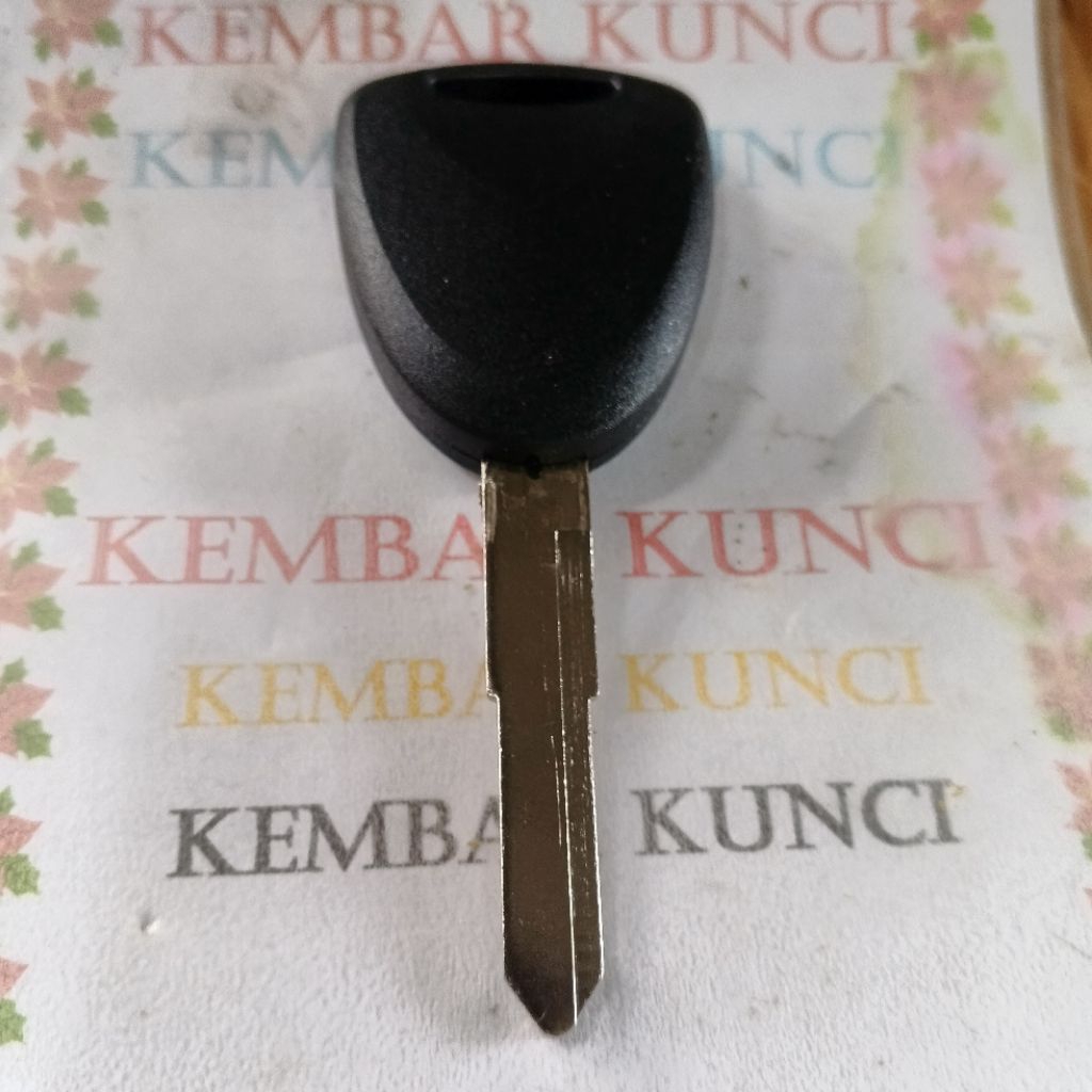 Bahan Duplikat Kunci Mobil Toyota Agya Kepala Besar - Karet