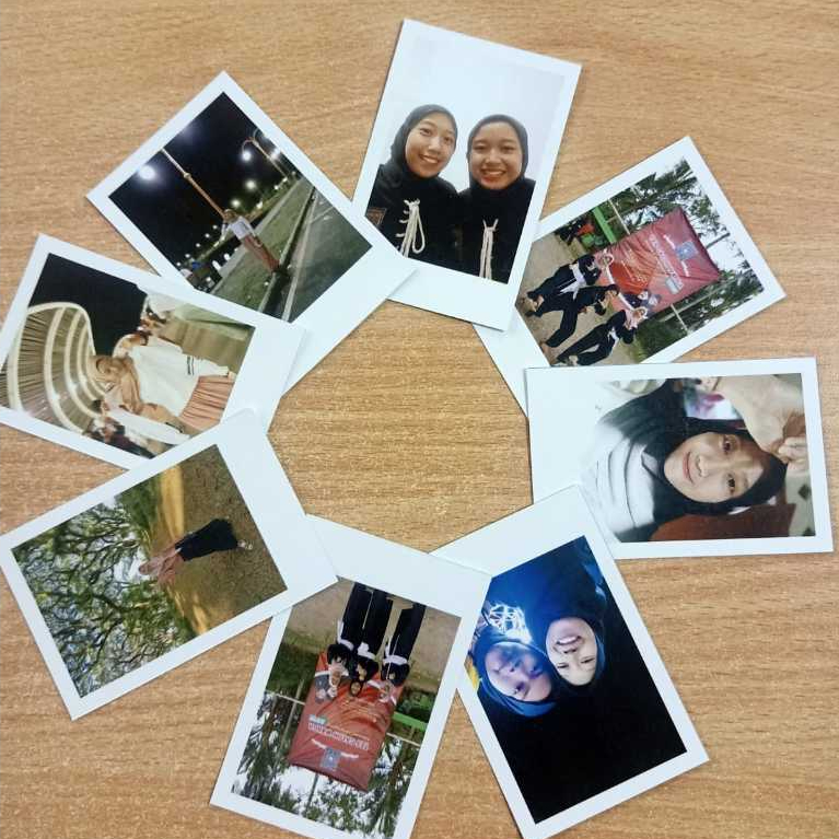 Foto Polaroid 2R (Back Putih)