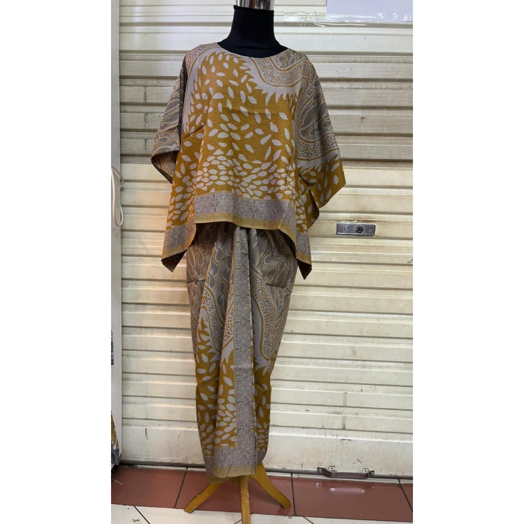 batik setelan rok dan baju