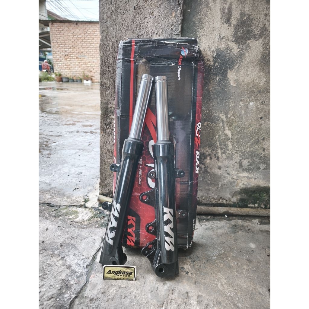 shockbreaker depan kyb racing nmax new nmax old