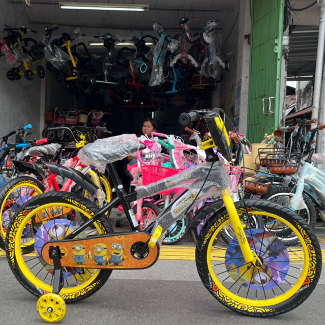 Sepeda Anak BMX 16 18 Inch Centrum 2006-2-8 Minions (Musik+Lampu) Ban Pompa 2.50