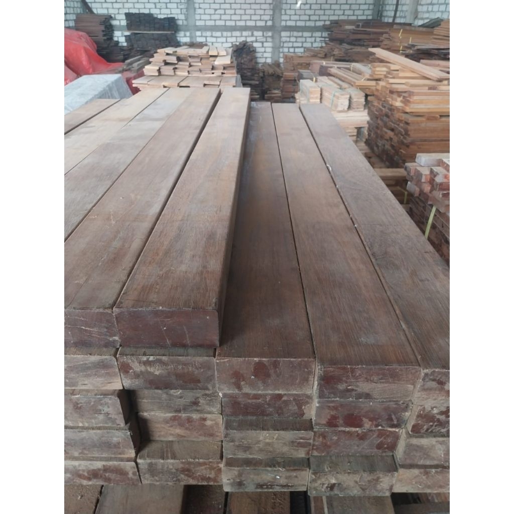 Kayu/balok ulin kalimantan ukuran 4 cm x  9 cm panjang 120 cm