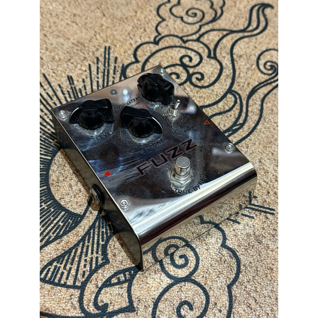 Biyang FZ-7 Fuzz distortion pedal