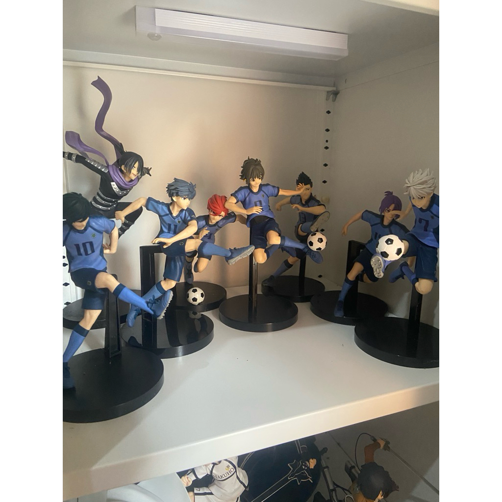 action figure BLUE LOCK. take all