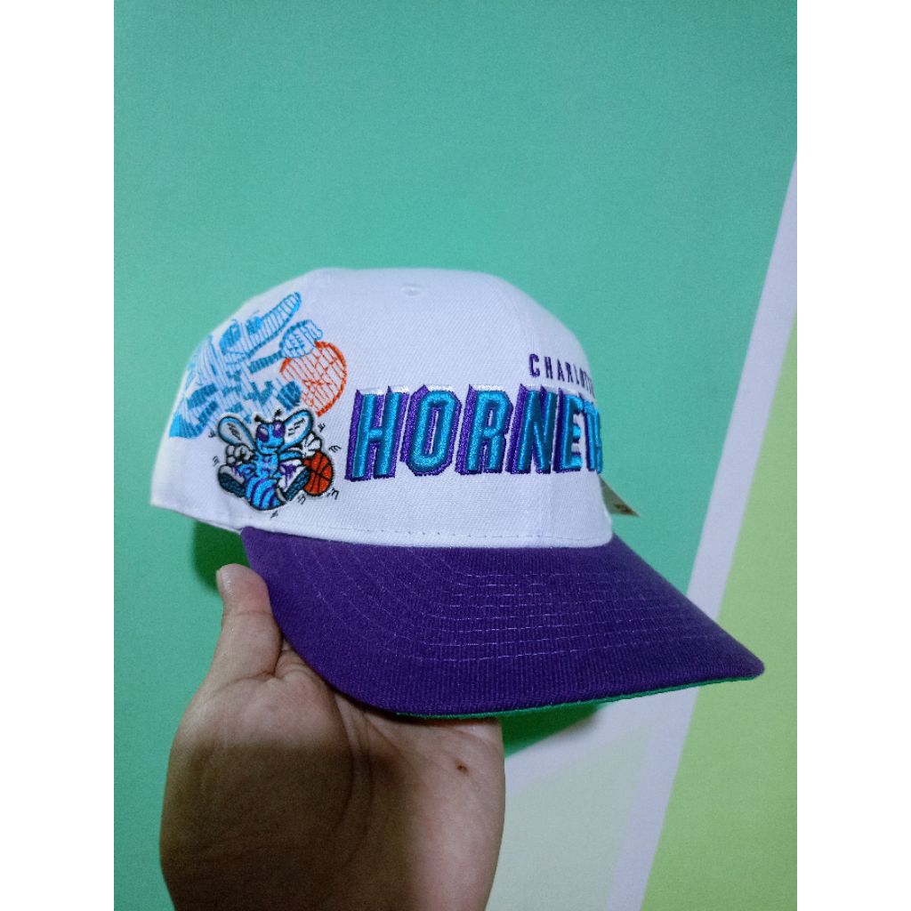 Topi Snapback Hornets Charlotte Shadow