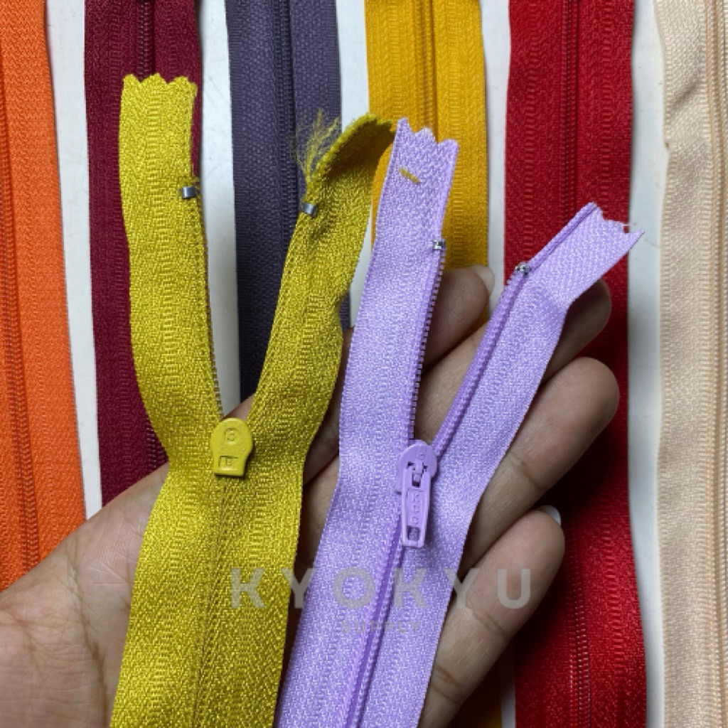 Resleting KCC CAT / KCC Zipper 16inch (40cm)|Lusinan