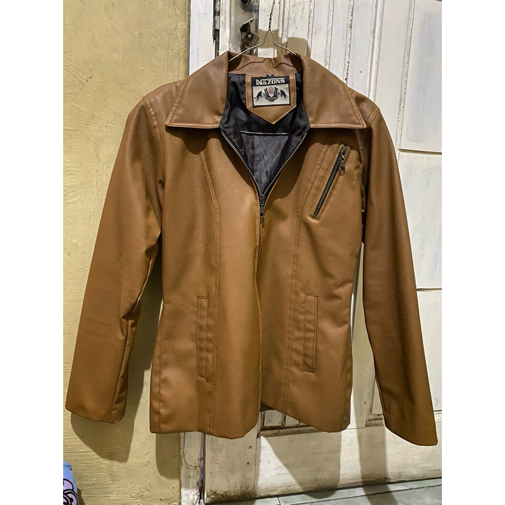 PRELOVED JAKET KULIT WANITA
