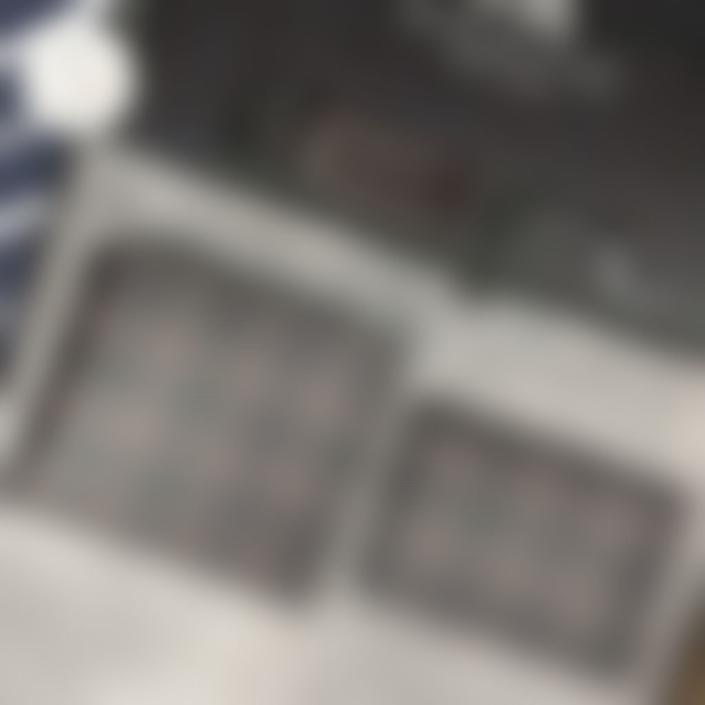 Dompet Ch Houndstooth Print