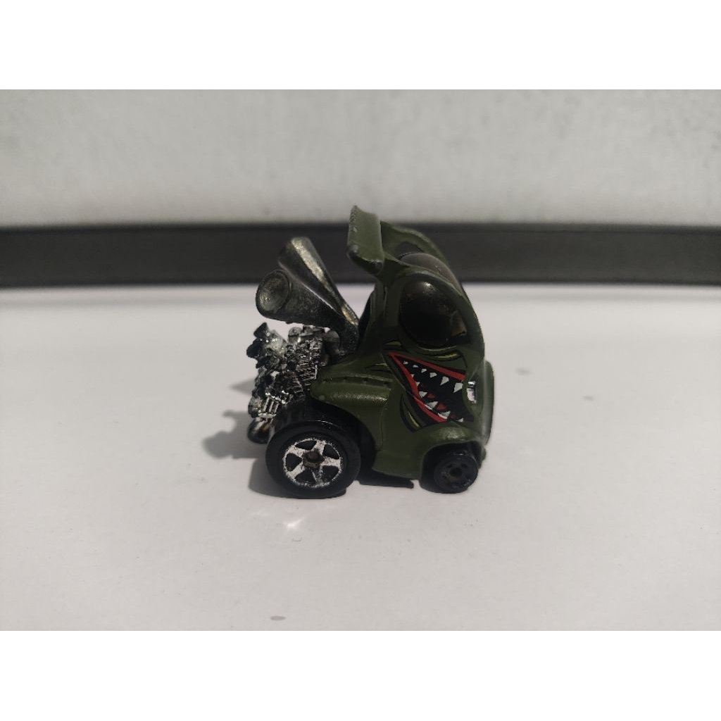 Hot Wheels Design Hyper Mite Green