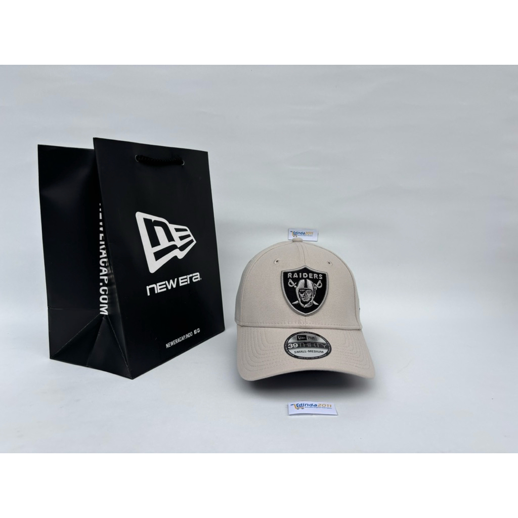 Topi NEW ERA 39Thirty Q123 LAS VEGAS RAIDERS Fitted Stone Grey Original