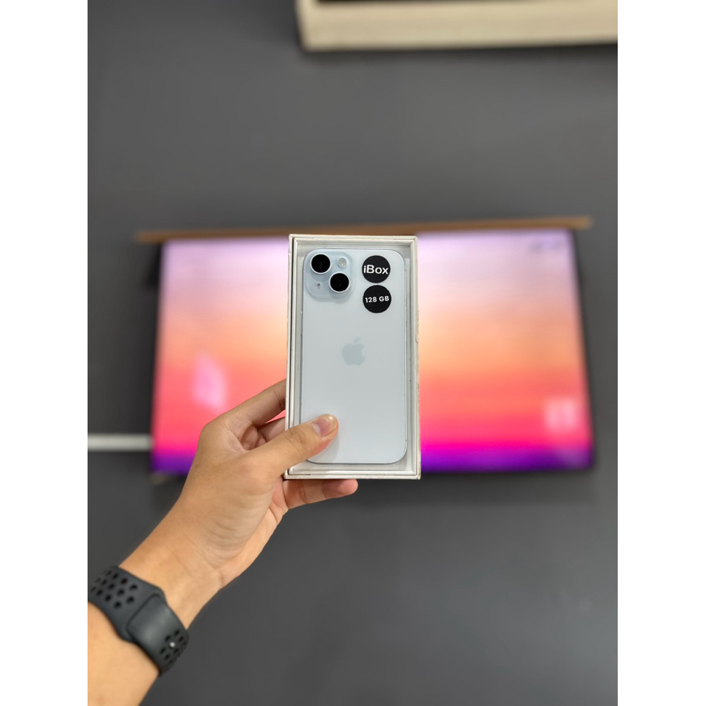 iPhone 15 128gb ibox