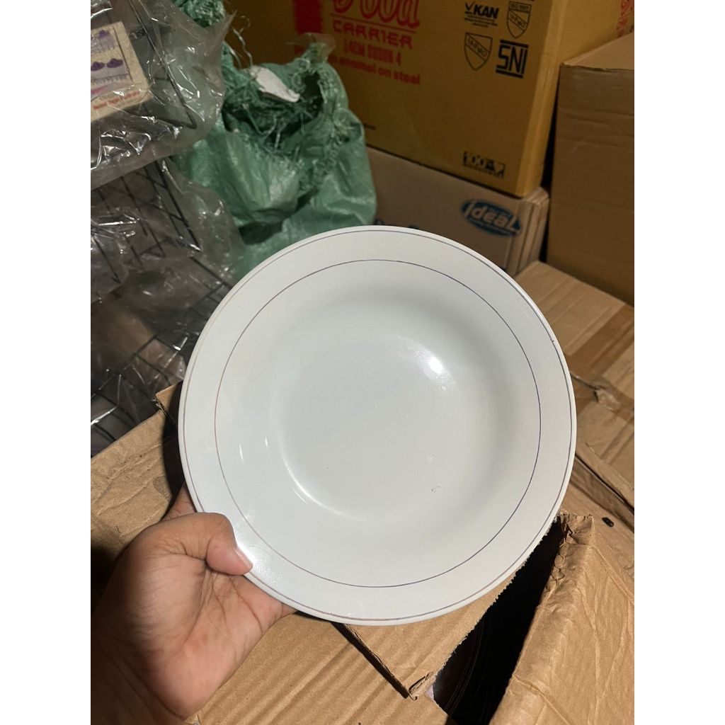 Piring Makan Keramik 8 Inchi Motif List Emas/ Motif Barong