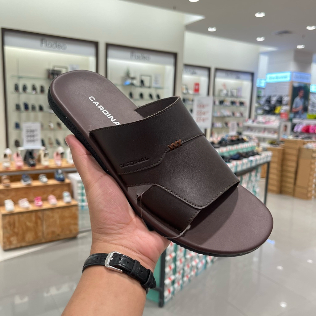 cardinal sandal slop pria kulit sintetis