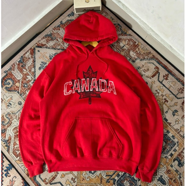 HOODIE GILDAN CANADA MERAH