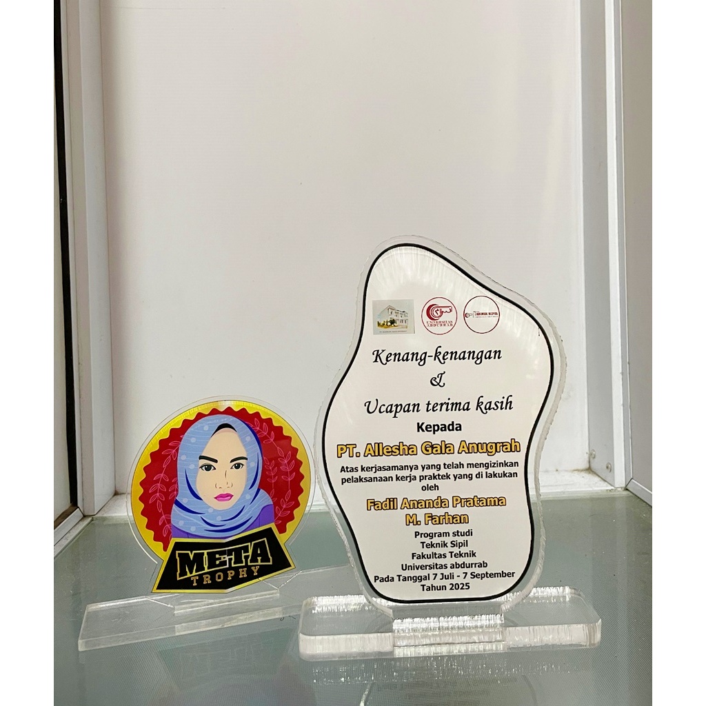 PLAKAT AKRILIK WISUDA KENANG KENANGAN UCAPAN TERIMAKASIH