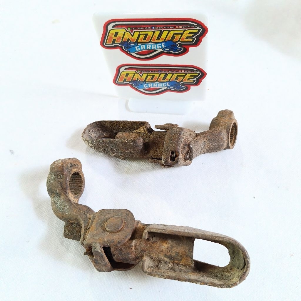 footstep foot step postep pijakan kaki depan Yamaha DT100 DT 100 Oryginal second bekas