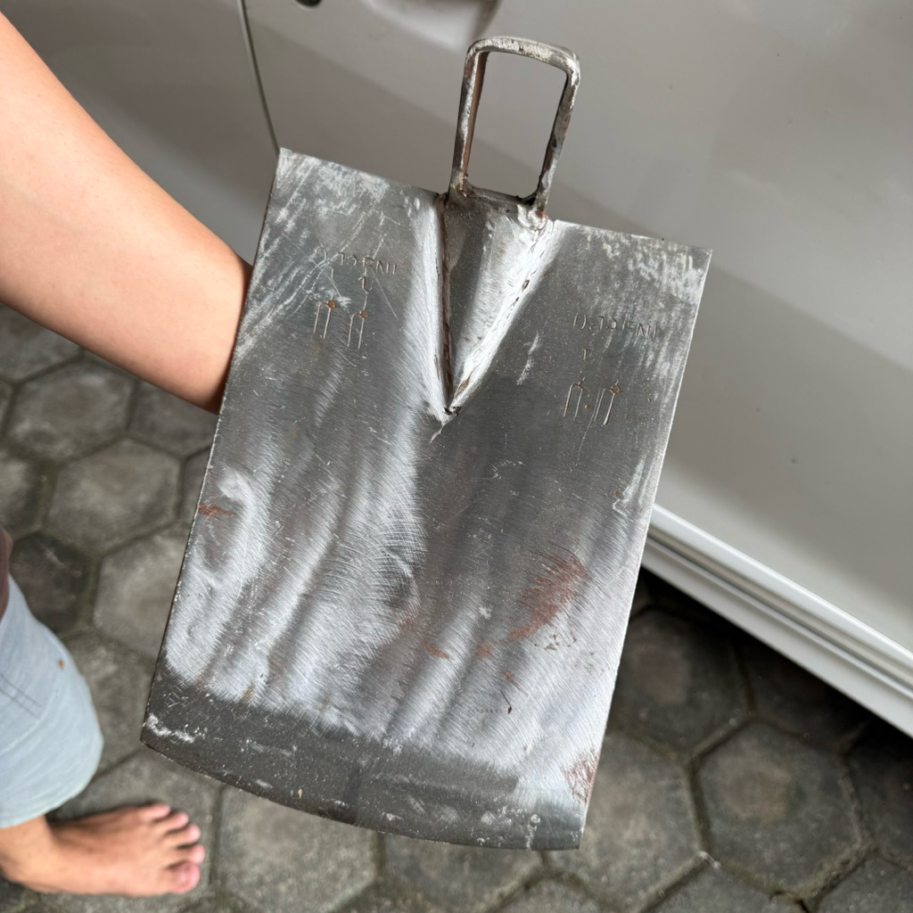 Cangkul Blitar Baja asli Putih anti lengket Cangkul Sawah cangkul proyek kebun baja isen