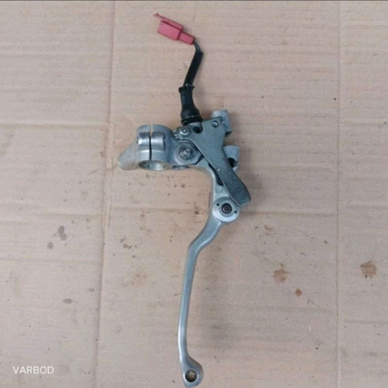 DUDUKAN HANDLE REM YAMAHA MIO M3 BEKAS COPOTAN ASLI ORIGINAL DUDUKAN HANDLE KIRI MIO J