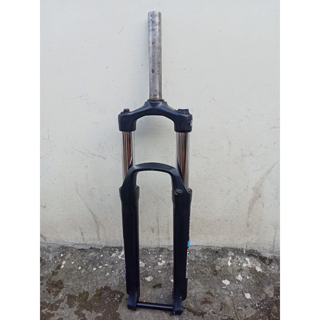 Fork XCM Suntour 32 TA 27'5 inchi
