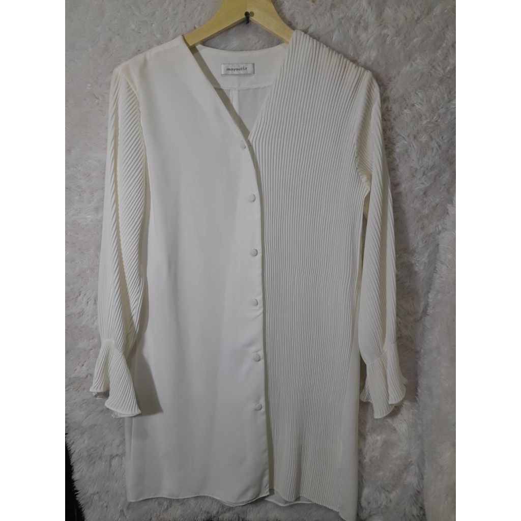 preloved mayoutfit atasan tunik kemeja putih
