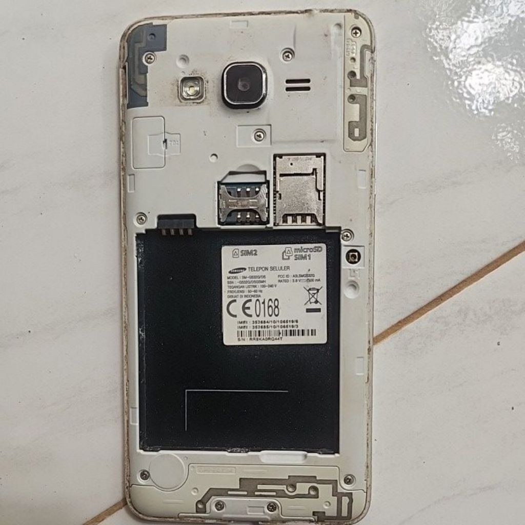 samsung j2 prime mesin hidup normal,lcd mulus tidak ada baterai mesin ada kamera sentuh navigasi tdk
