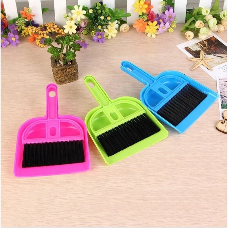 Sapu Pengki 1 Set Mini Kecil Mobil Serbaguna Multifungsi Dustpan Meja Laptop Komputer CPU Alat Keber