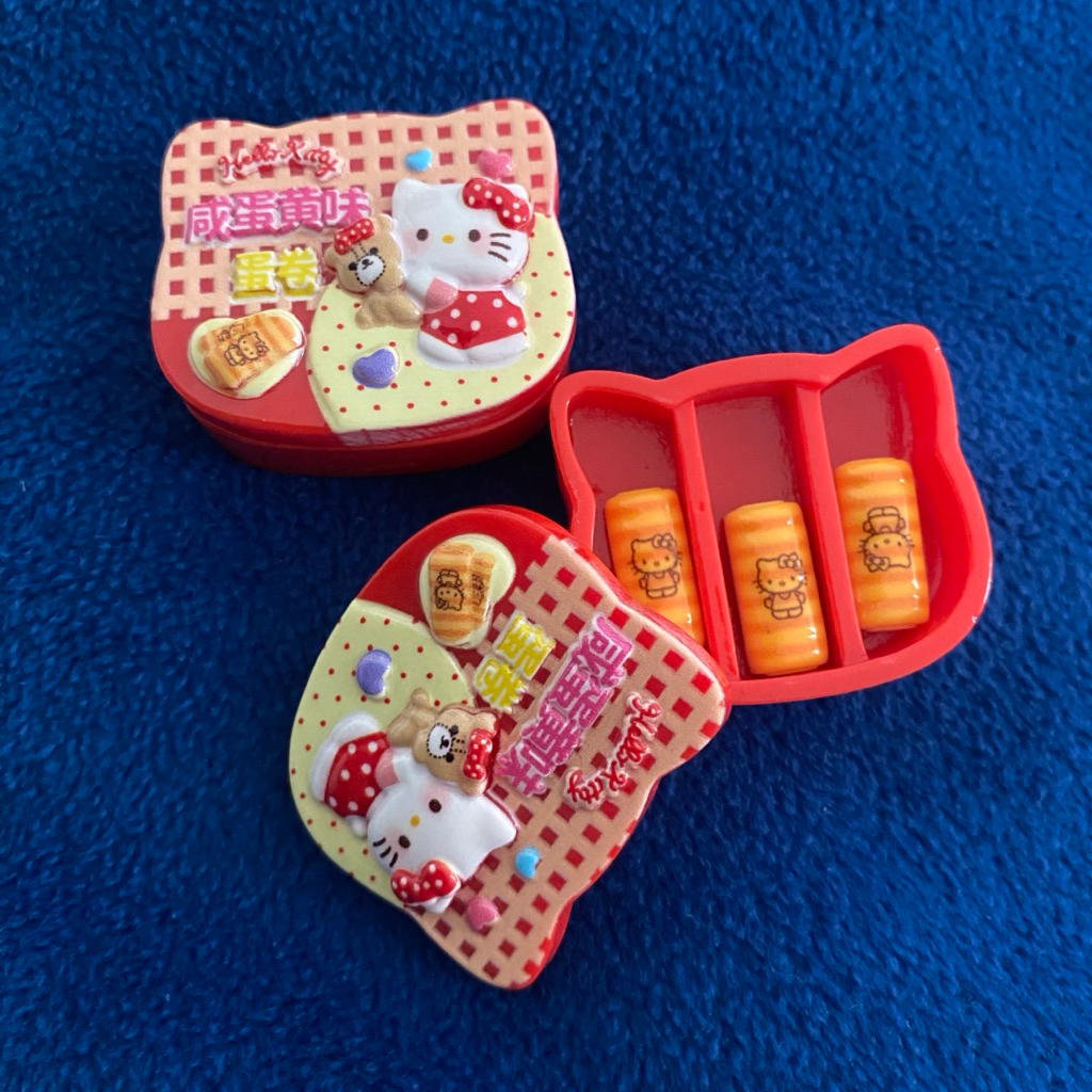 MAINAN ANAK MINIATUR BOX ISI KUE HK HELLO KITTY BISA DIMAINKAN CLAY CUSTOM